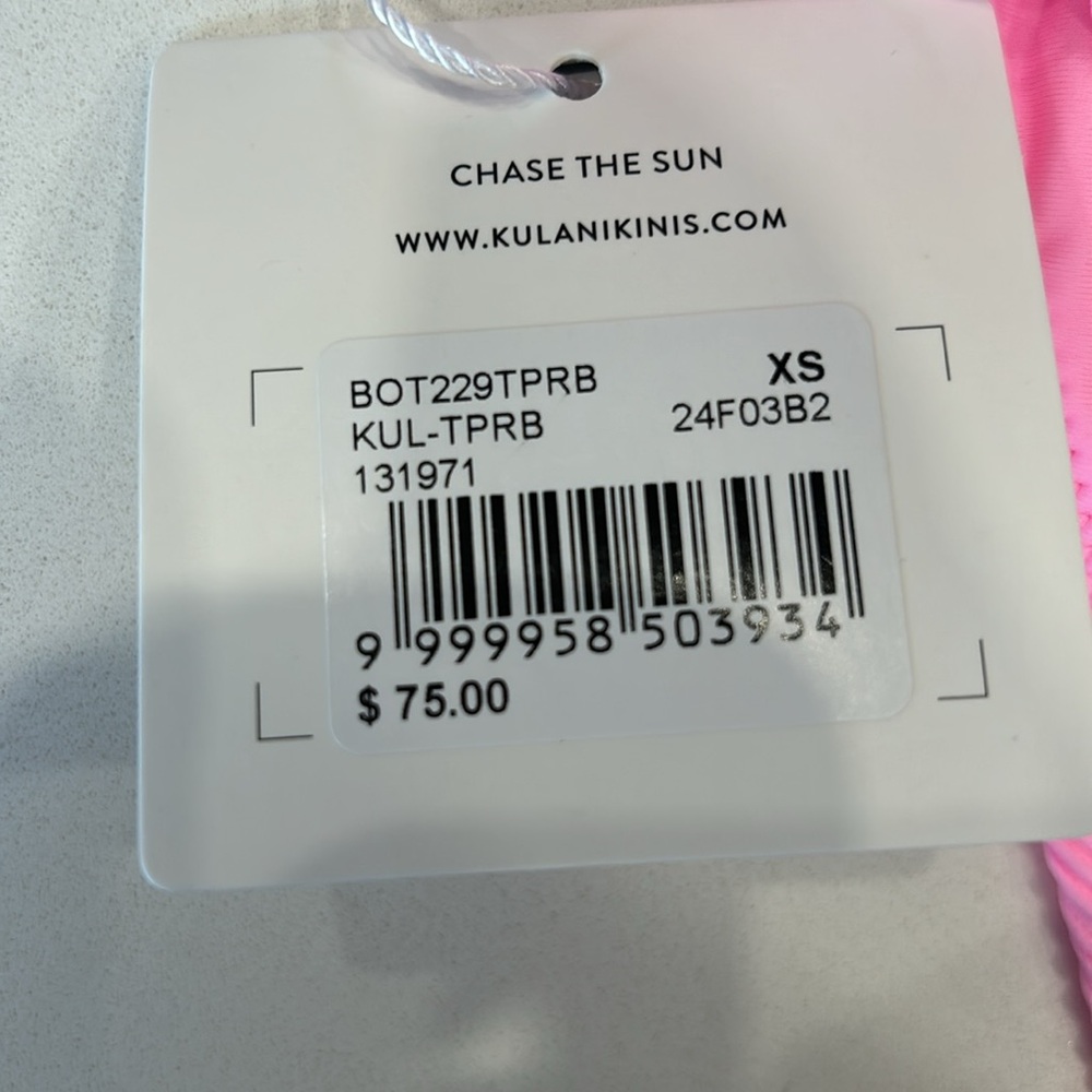 Bikini 🔥SOLD🔥 - Picture 9 of 9